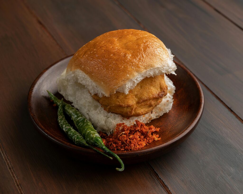 Food recipe vada pav (Indian burger)